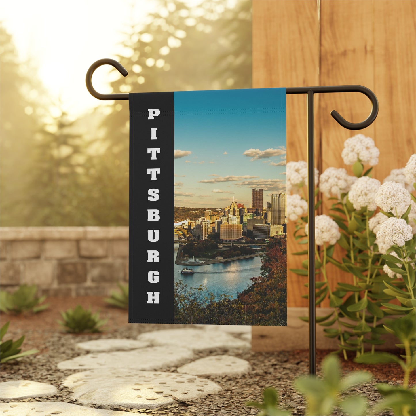 Garden & House Banner
