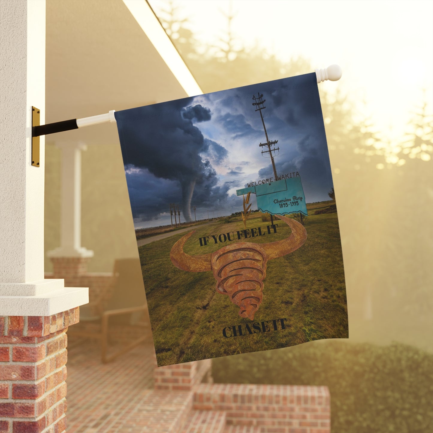 Inspirational Garden Banner - 'If You Feel It, Chase It'