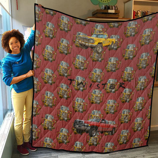 Lightweight & Breathable Quilt With Edge-wrapping Strips
