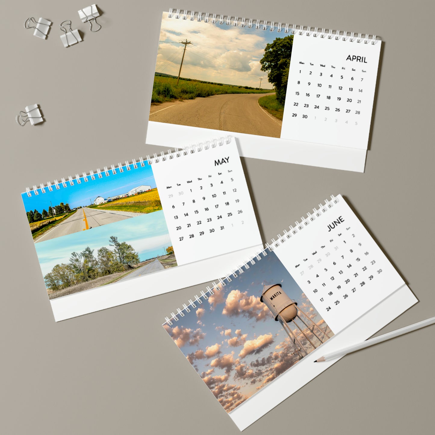 Desk Calendar (2024 grid)