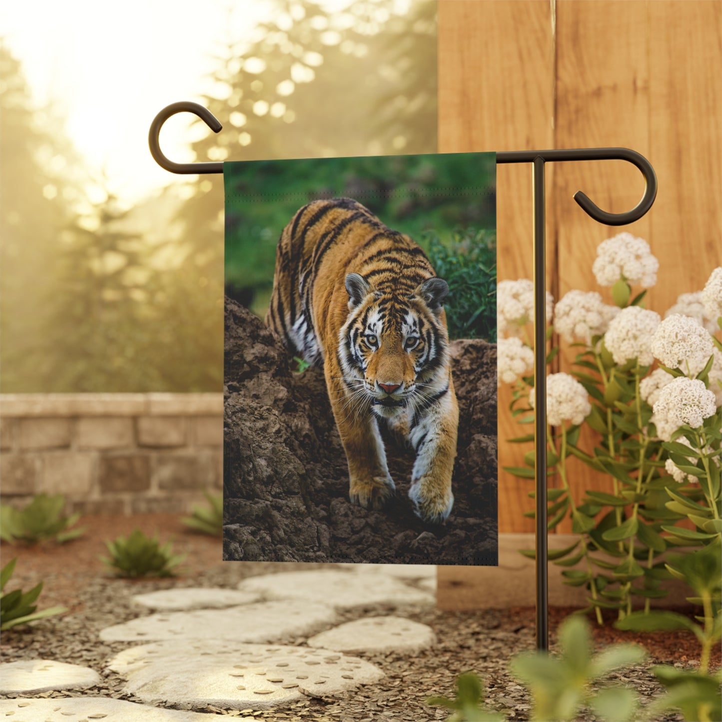 Garden & House Banner
