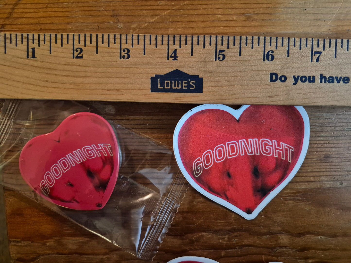 5 Goodnight heart stickers, 1 Goodnight heart Pin